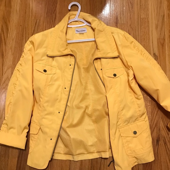 Yellow rain jacket - Picture 2 of 2